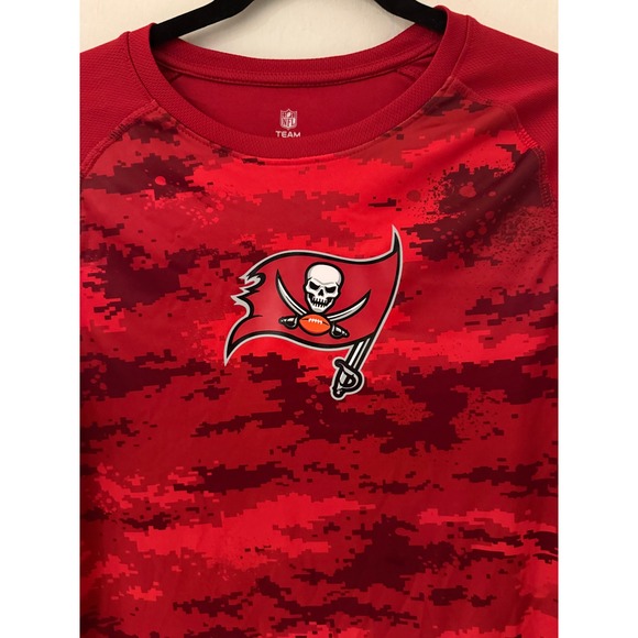 NFL Team Apparel Other - NFL Team Apparel Tampa Bay Buccaneers Kids XL 18/20 Red Digi Camo Shirt NWT